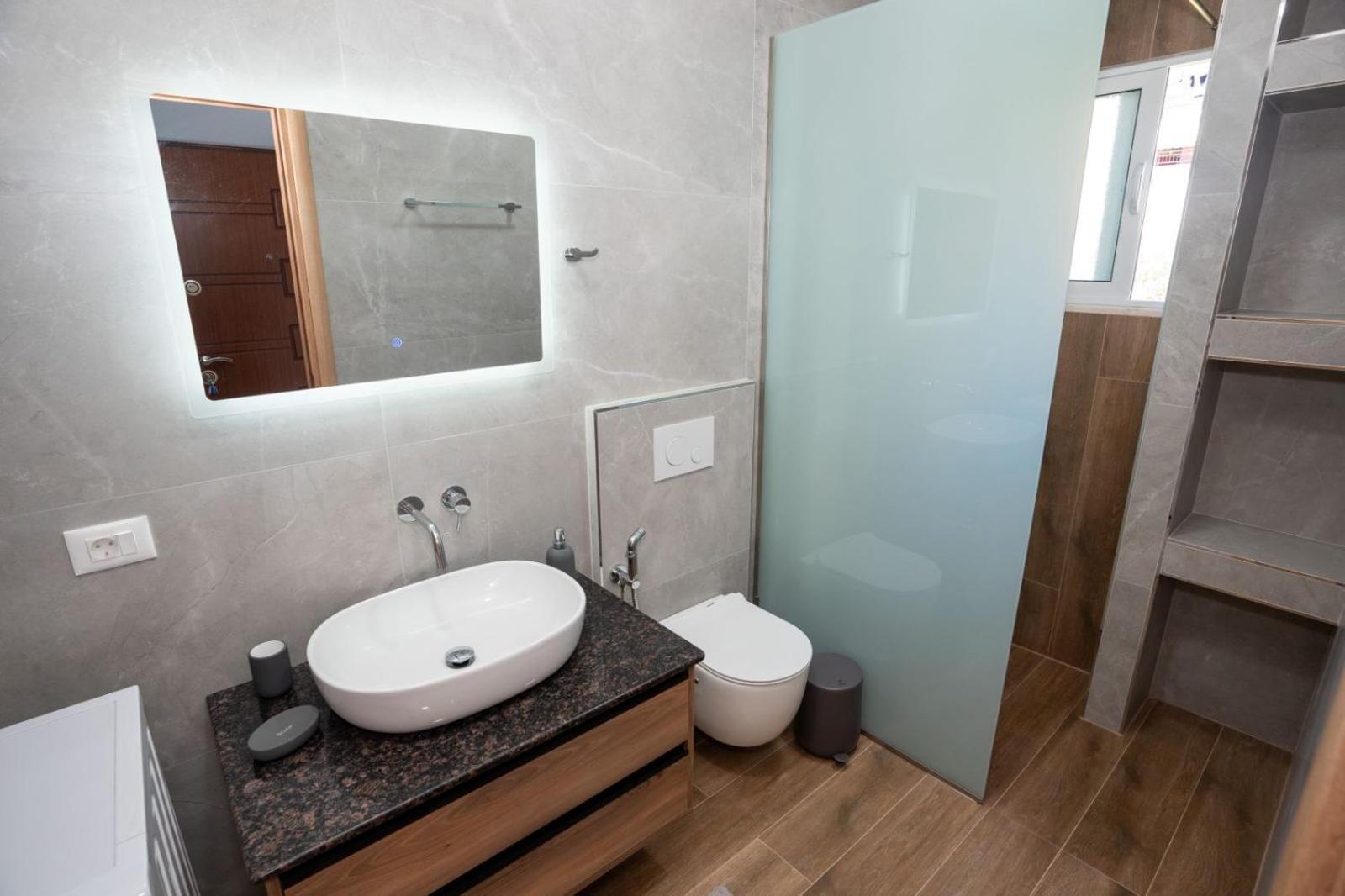 Roel Apartments Sarandë Esterno foto